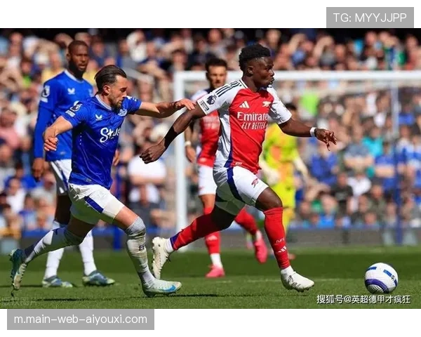 英超裁判面对媒体压力 判罚后续解读与舆论引导